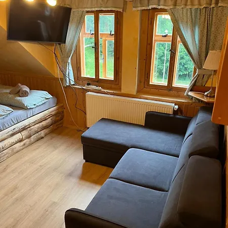 Lovecká Affittacamere Pec pod Snezkou
